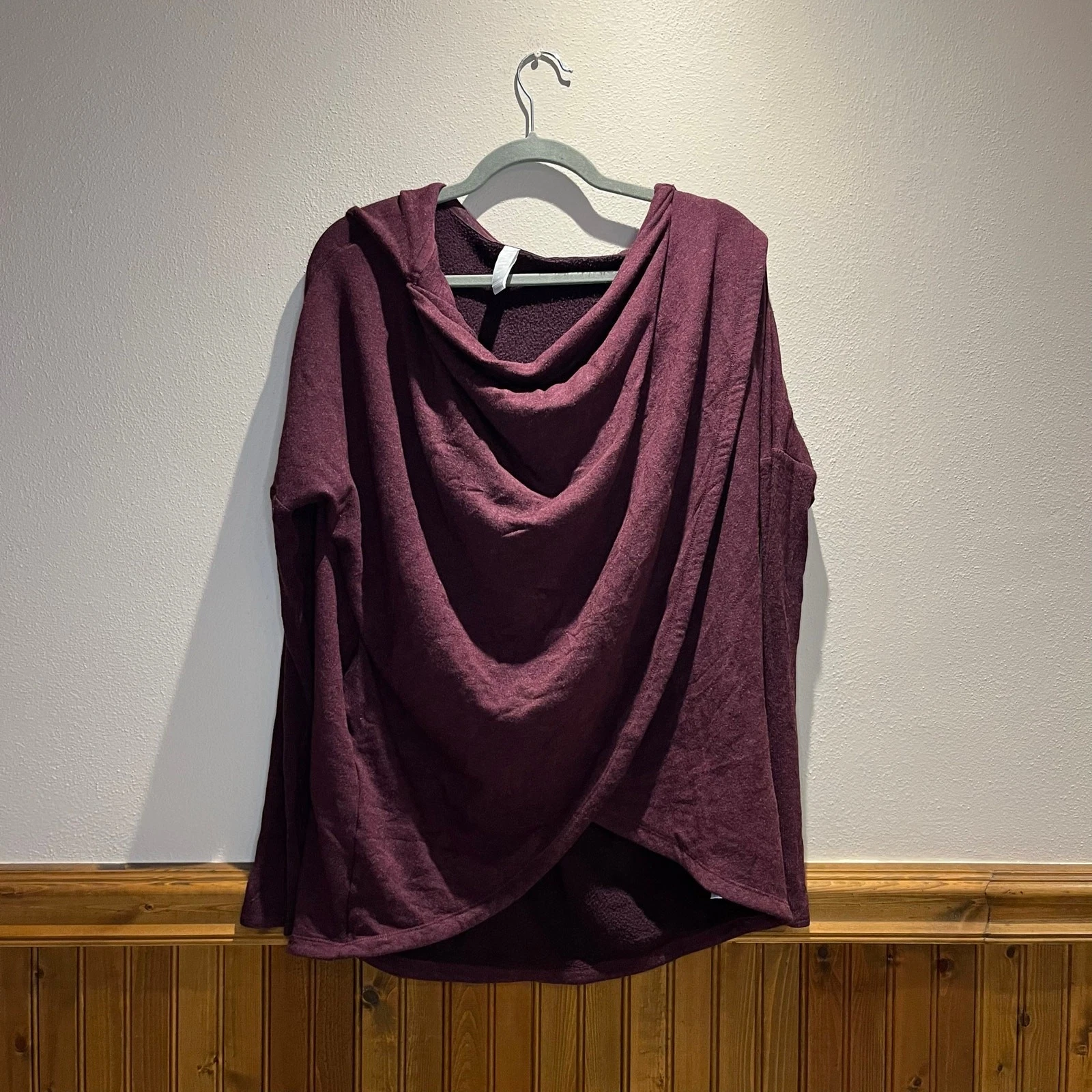 Athleta Purana Wrap Sweatshirt Sz S Spaced Cabernet Red Lounge Casual Cozy