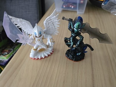 Skylander Actionfiguren 2er-Set Knight Mare  Knight Light Licht Trap Master Dark