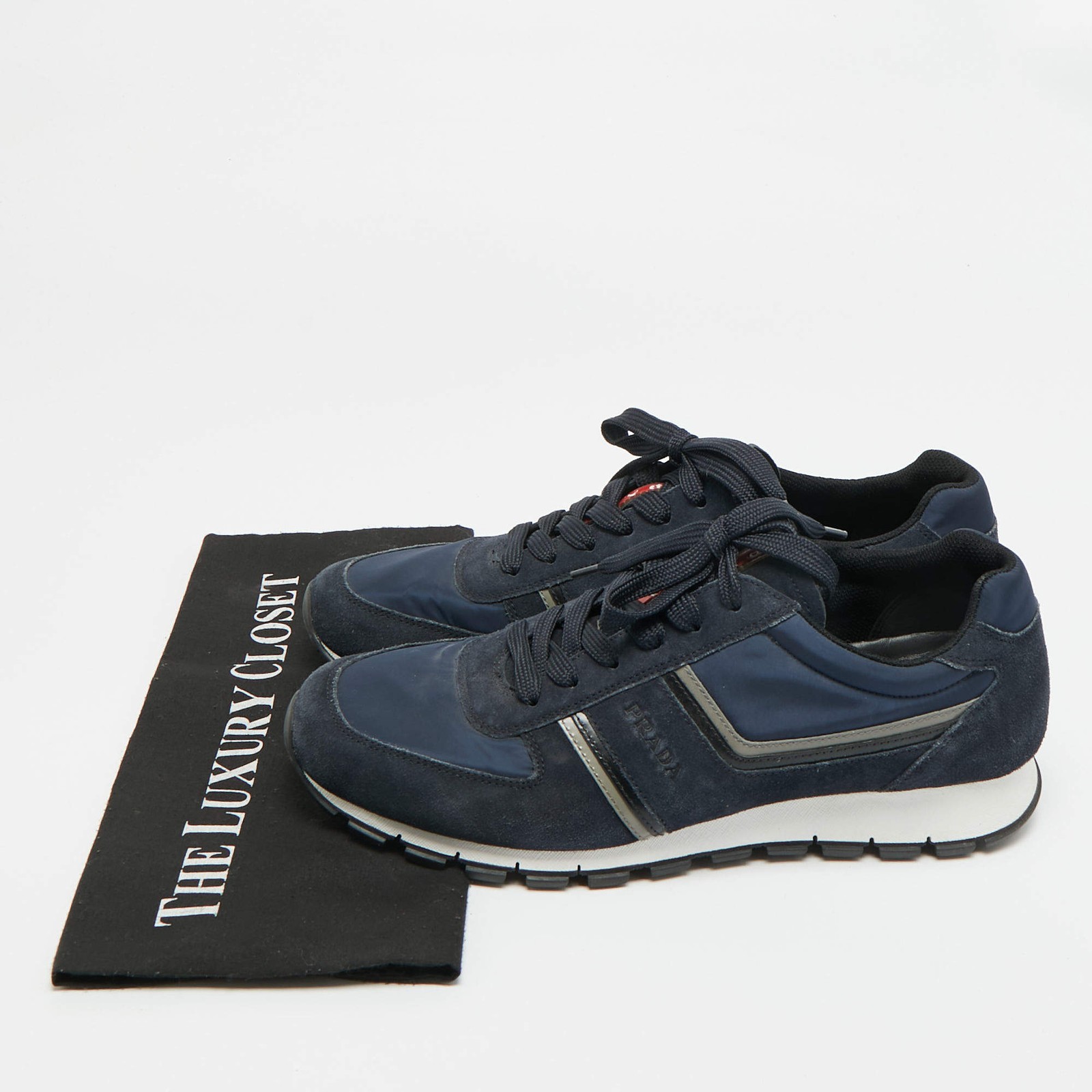 Prada Matchrace Size 44 Navy Blue Nylon and Suede Lace Up Sneakers thumbnail 9