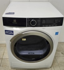 Secadora de ropa eléctrica Electrolux 24 pulgadas modelo ELFE4222AW00 NUEVA blanca