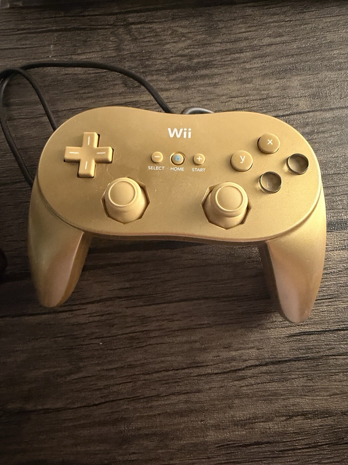Nintendo Gold Wired Classic Controller for Nintendo Wii