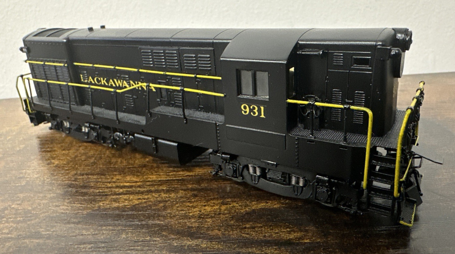The Car Works HO Brass Fairbanks-Morse H-16-44 Diesel Loco - Lackawanna #931 FP!