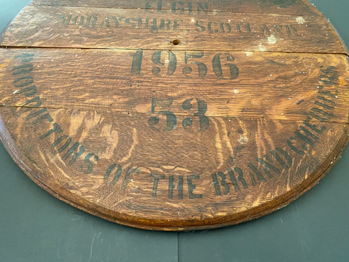 John McEwan & Co. Distillery Elgin Moray Scotland 1956 Oak Whiskey Barrel Lid - Bild 4 von 7