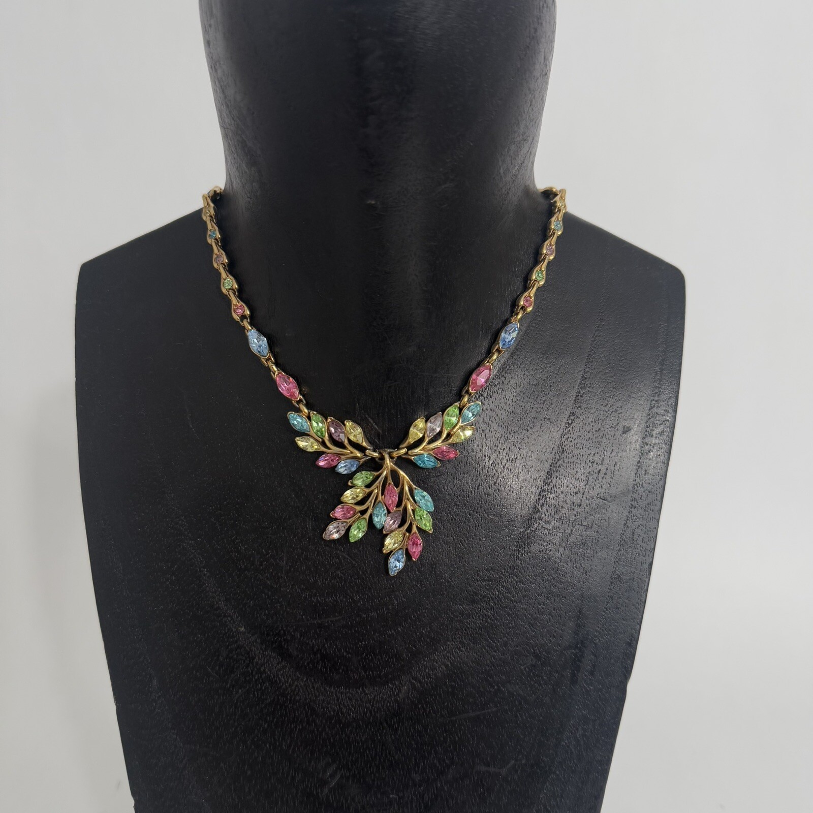 Vintage 1950s BOGOFF Signed Uranium Glass Pastel … - image 4