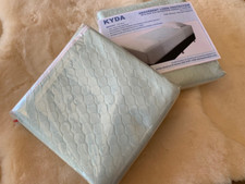 Washable Incontinence Bed Pad, Waterproof, Tuck-in Flaps 100 x 90cm