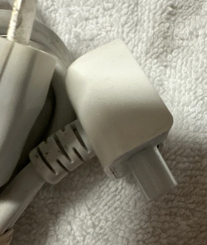 Apple Authentic Volex.PS204 Power Supply  Extension Cord Cable 6Ft Lot Of 2 - Picture 4 of 6