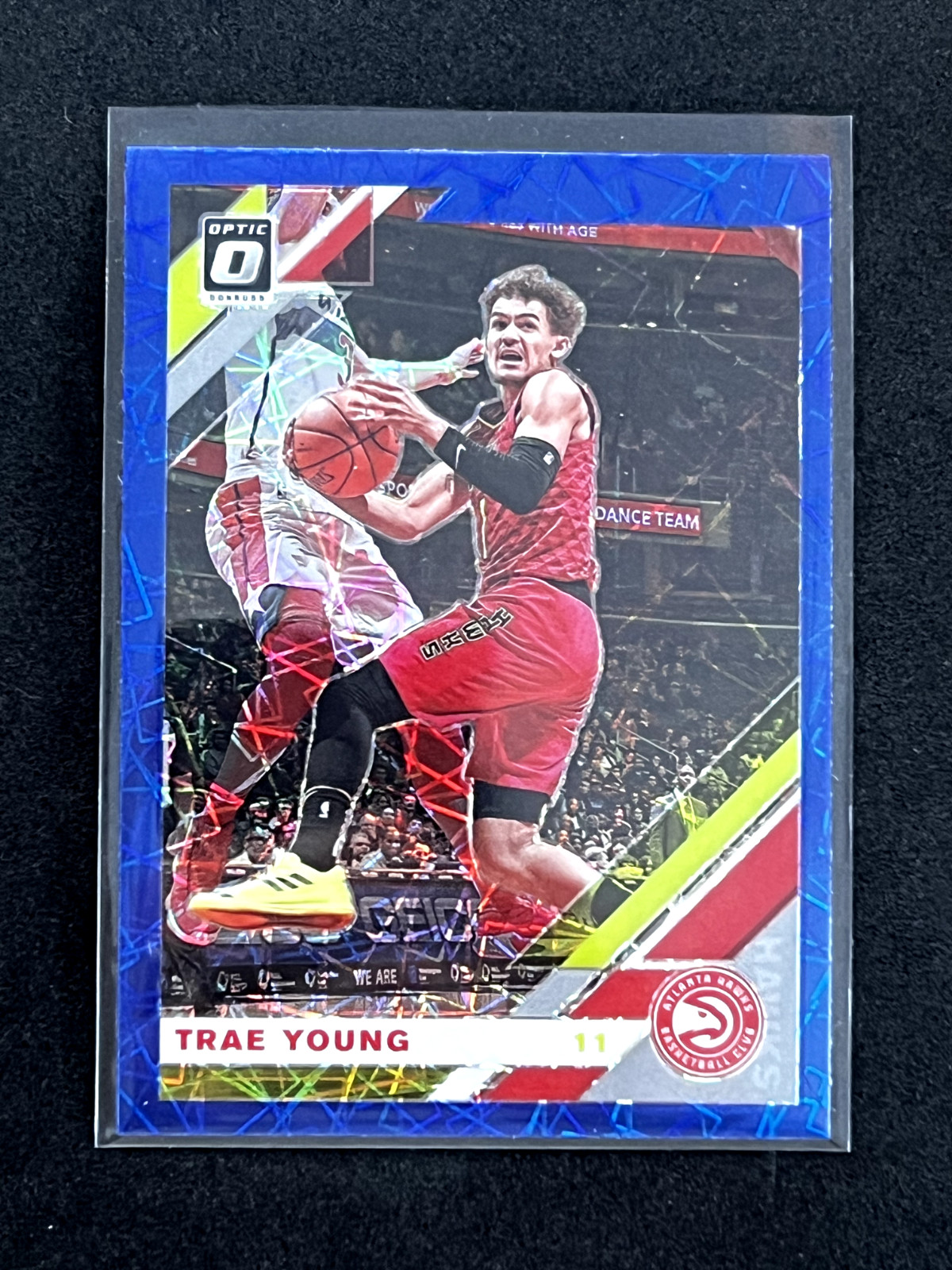 2019-20 Panini Donruss Optic Trae Young #2 Blue Velocity Prizm