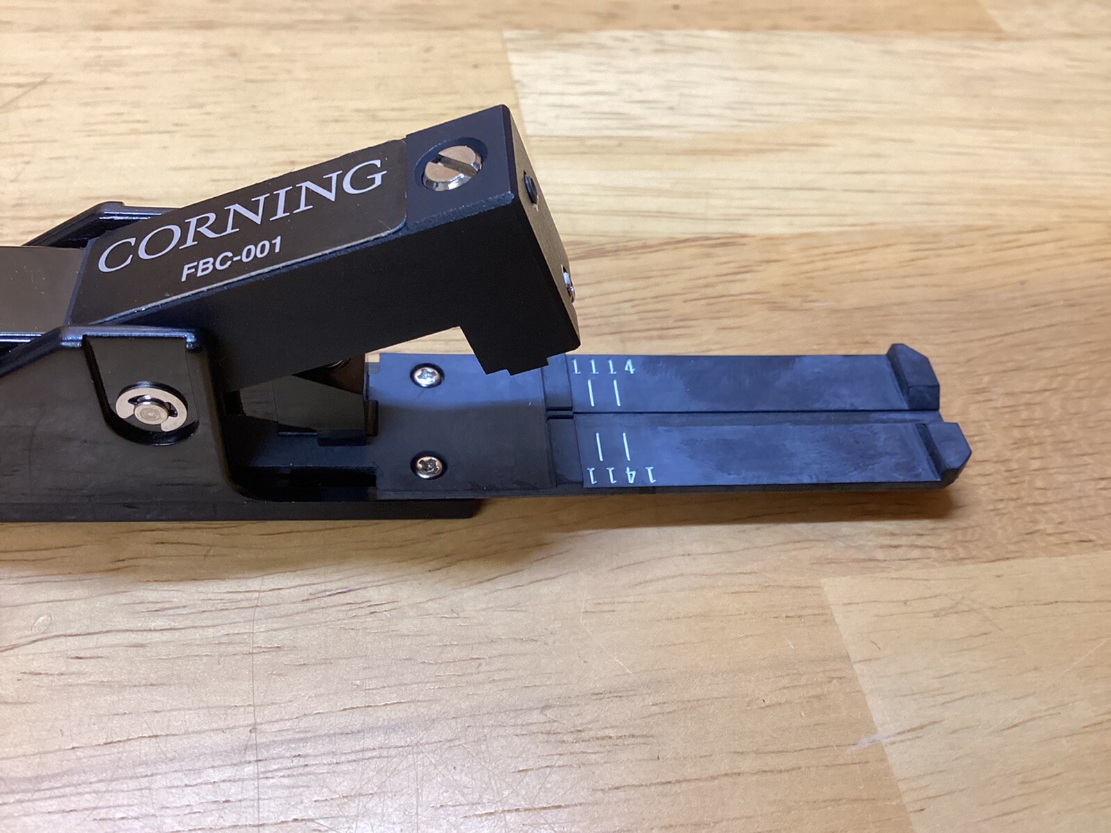 Corning FBC001 Fiber Optic Cleaver eBay