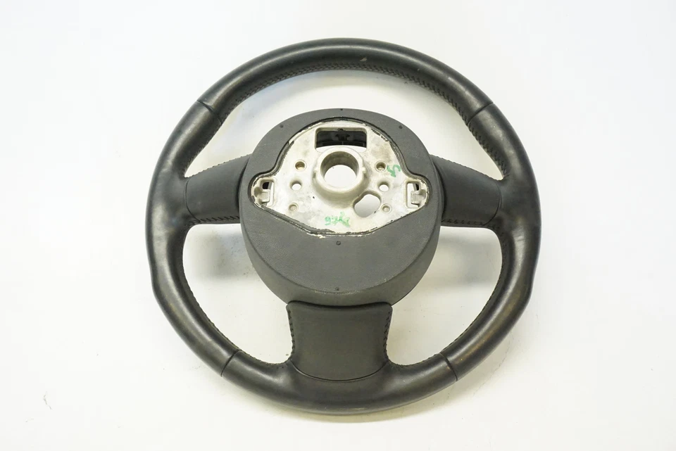 2015-2016 奥迪 A3 3 辐条方向盘 8V0419091A — 第 2/4 张图片