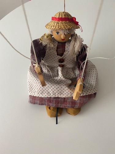 Vintage 90’s Wooden Handmade Marionette String Puppet 30cm - Picture 2 of 11