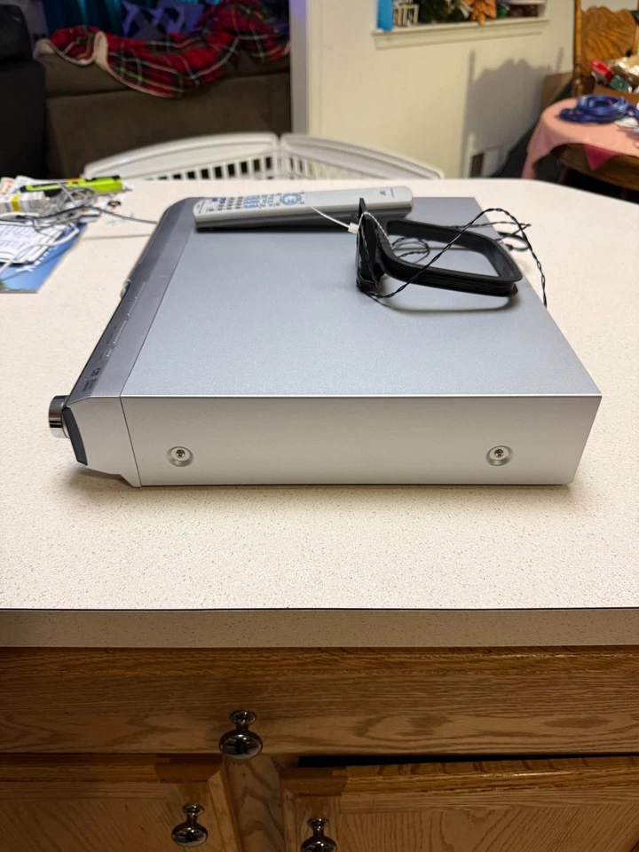 JVC 5 DVD Digital Theater TH-M606 w/Remote - Image 3 of 4