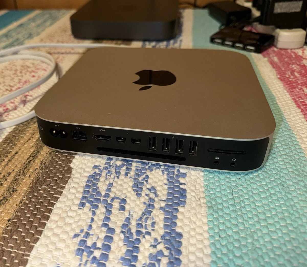 Apple Mac mini 4 GB RAM Apple Desktops 500 GB SSD Capacity-In-One