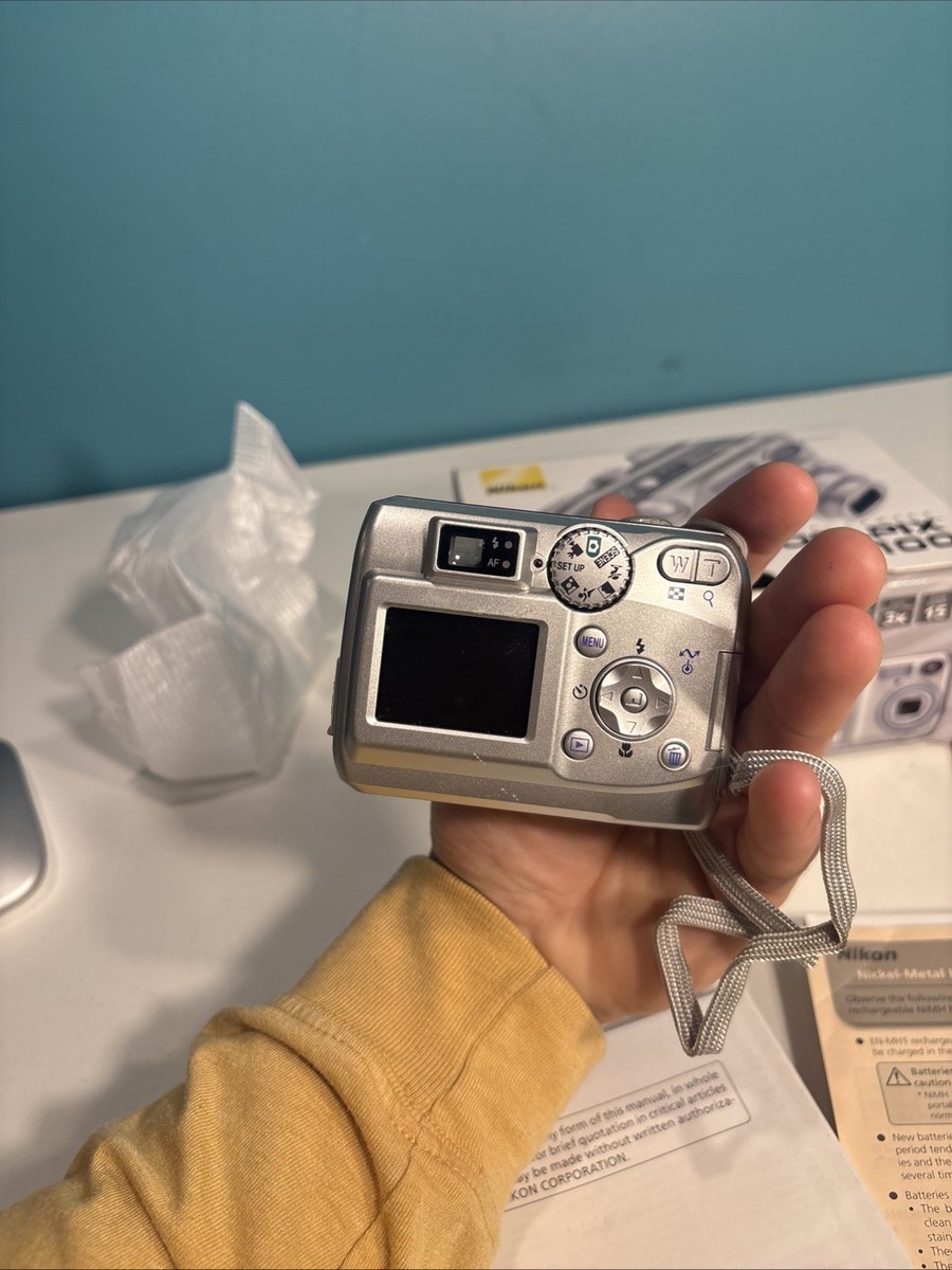 デジタルカメラ Nikon coolpix E4100 Buy Nikon COOLPIX 4100 4.0MP Digital Camera - Silver online | eBay