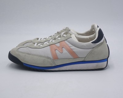 Size 7.5 - KARHU CHAMPIONAIR Lunar Rock/ Muted Clay (no Insoles)