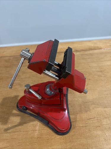 3โ Vacuum Base Red Articulating Mini Vise 360 Degrees Rotation. Works! Nice!