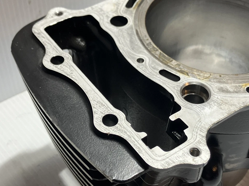 2008 Kawasaki Vulcan 1600 Cylinder Jug, Rear (Mean Streak) (OEM) - Image 2 of 4