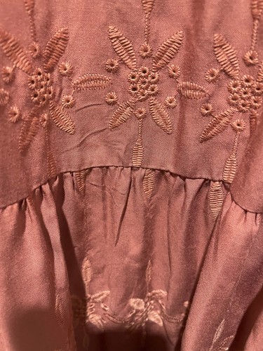 RIVERS SIZE 22 BNWT GORGEOUS BLUSH EMBROIDERD TIERED BOHO MIDI DRESS - Picture 3 of 5