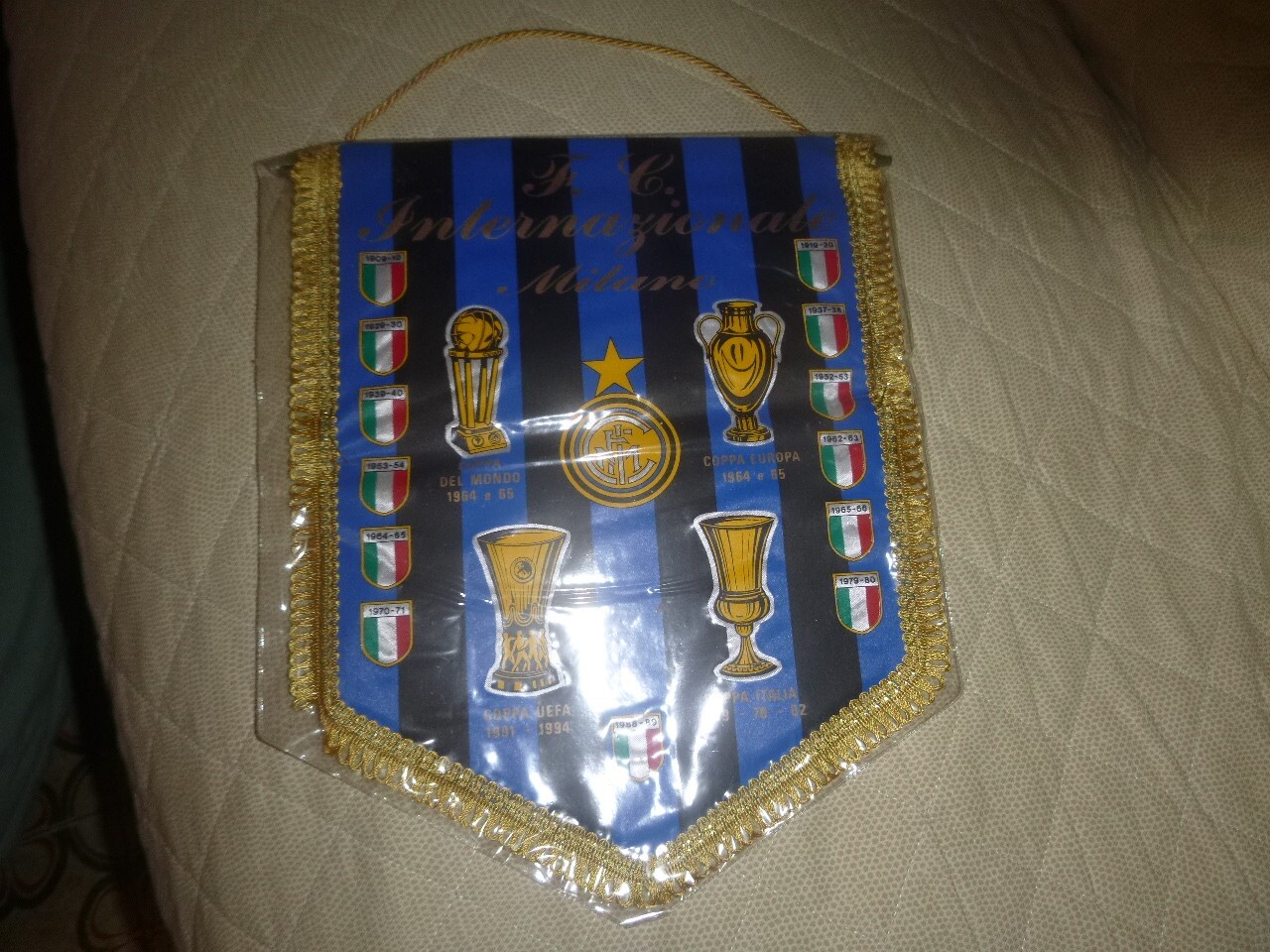 Picture 1 of 2