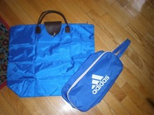 BOLSA DE VIAJE GRANDE NUEVA CON ETIQUETAS + BOLSA ADIDAS PLEGABLE BOLSA DE LAVANDERÍA DE VIAJE COLOR AZUL