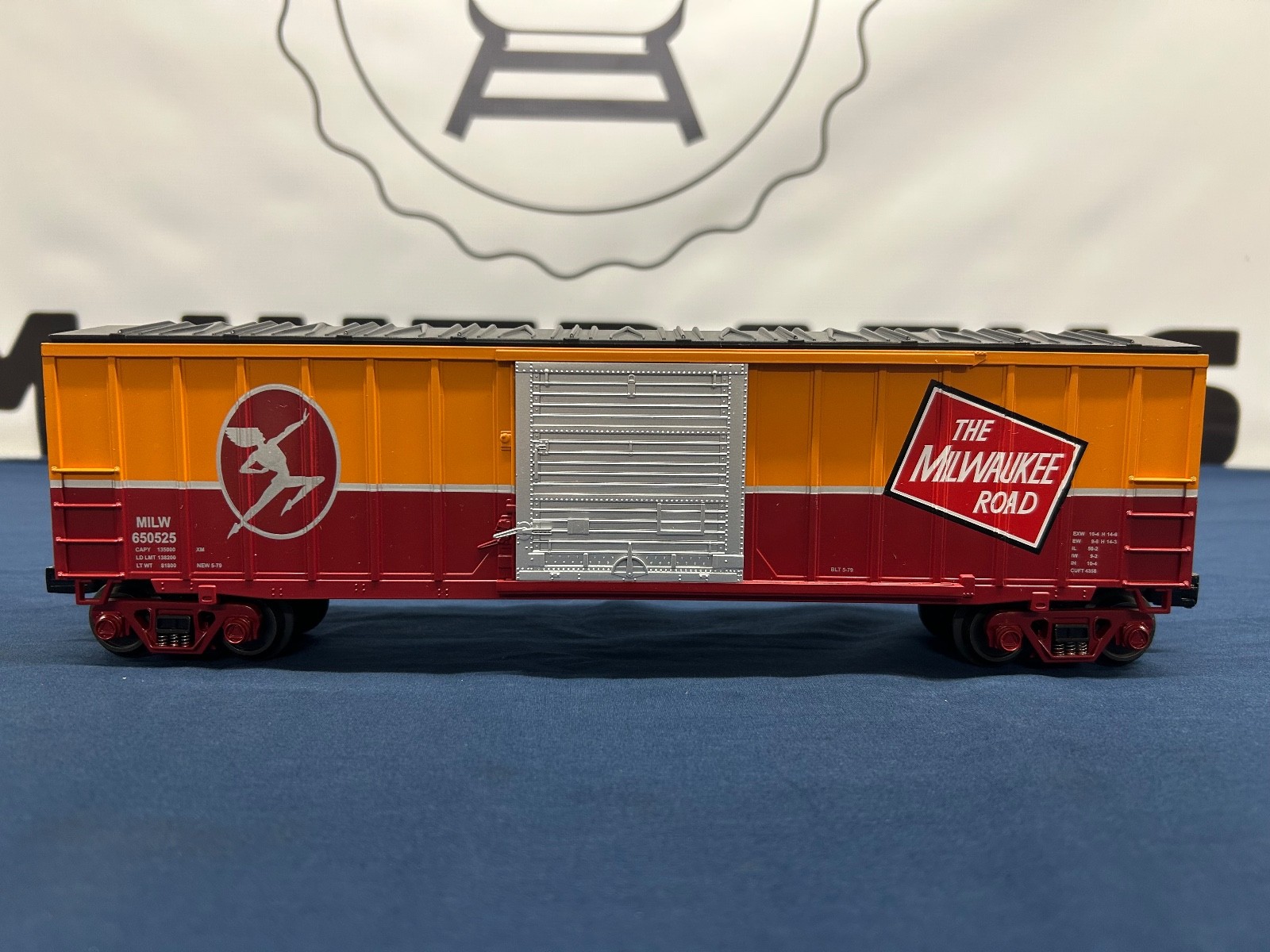 Click here to see eBay Auction