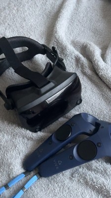 Valve Index VR Headset With Two Htc Vive Wands. ALL CABLES INCLUDED