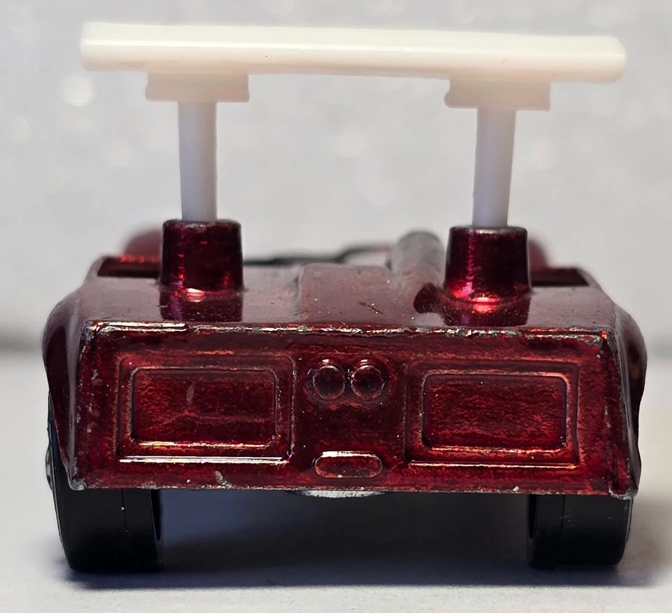Hot Wheels Redlines Chaparral 2G, Red, 1969 Grand Prix, Made in USA - Image 4 of 4