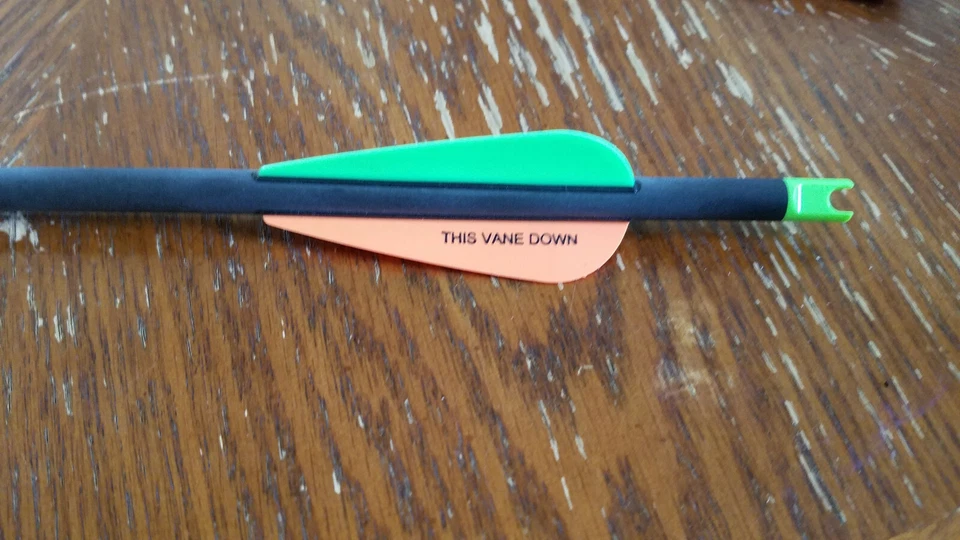 RED HOT 20" PERNOS DE BALLESTA DE CAZADOR CON CULOS DE CAPTURA - FLECHAS PARKER OEM 409 GR Foto 2 de 2