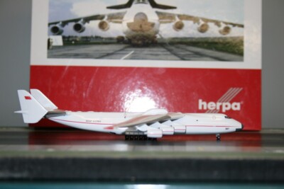 Herpa Wings 1:400 Antonov Airlines An-225 Mriya CCCP-82060 (562812