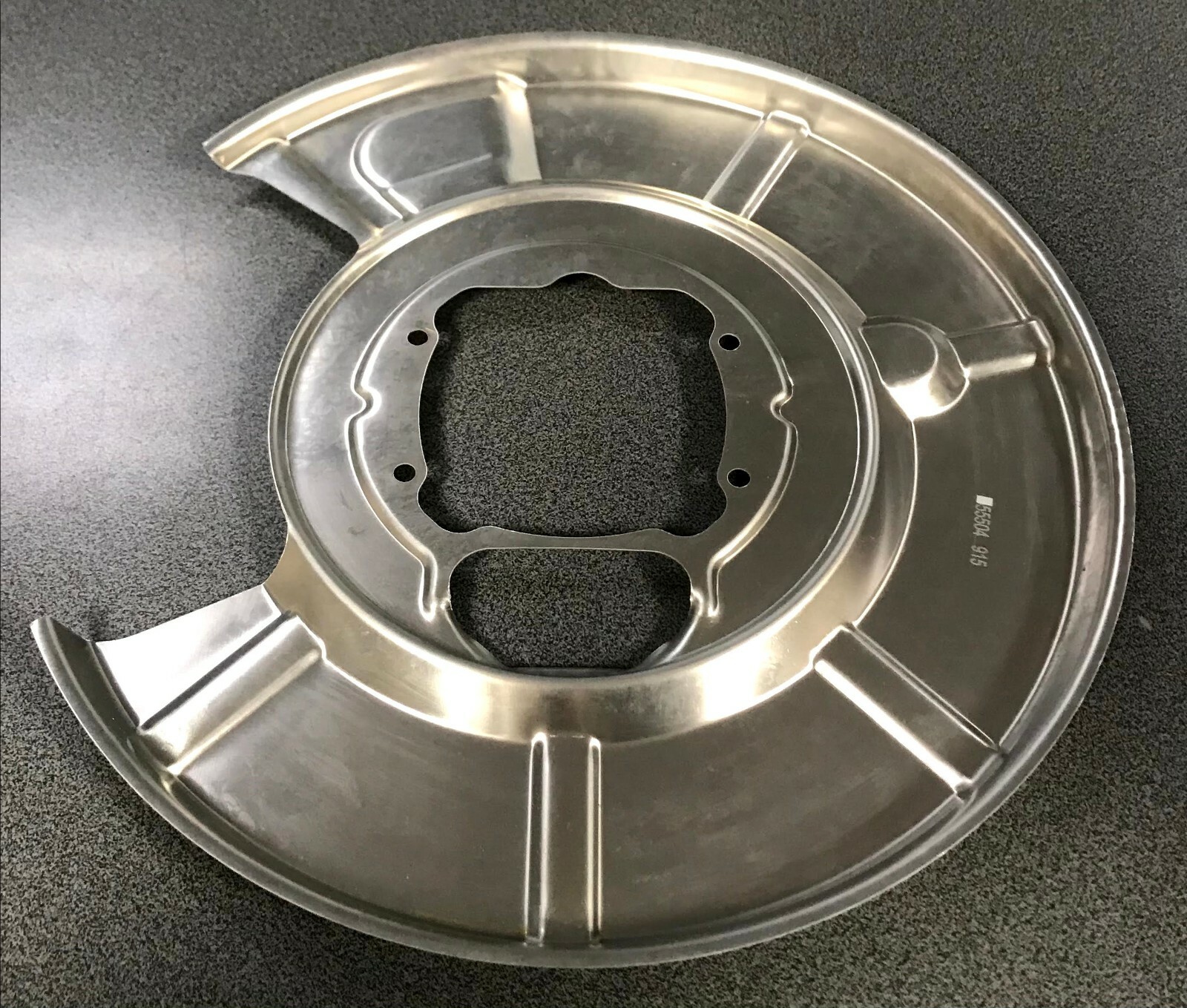 BMW E60 E61 520 525 530 Rear Brake Disc Dust Cover Plate Left Right