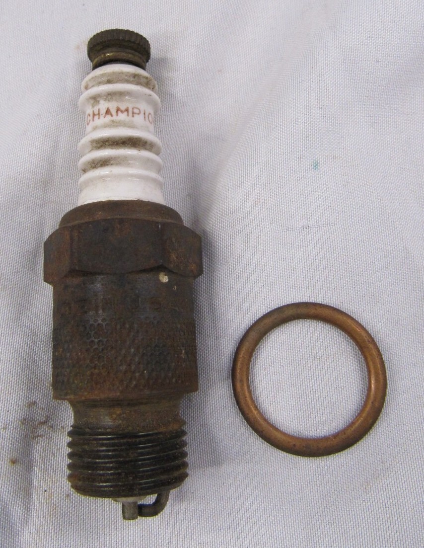 Vintage Champion 9 Brass Hat Five Rib Spark Plug Unfired