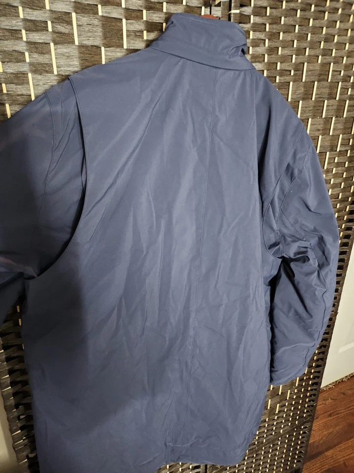 New TUMI Men's Hi Shine Luxe Down  Jacket ,New with tag  - Image 4 of 4