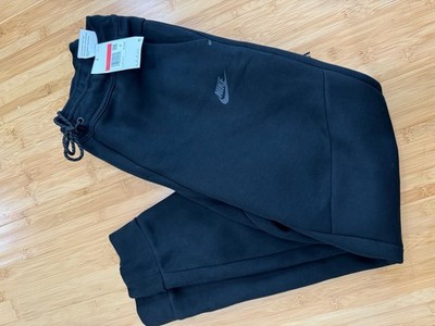 Nike Men's Sportswear Tech Fleece Slim Fit Tapered Jogger Pants Black Size L