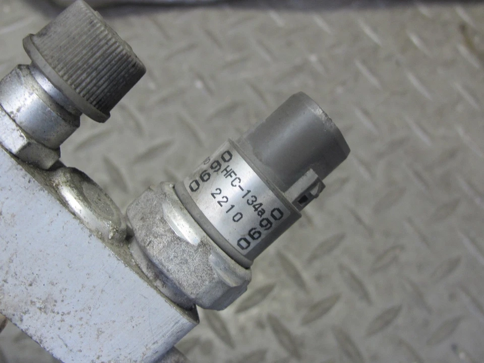 00-02 TOYOTA MR2 SPYDER ZZW30L AIRE ACONDICIONADO MANGUERA TUBO CONJUNTO OEM Foto 3 de 4