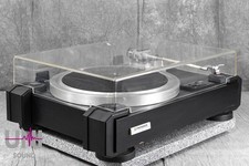 Pioneer PL-7L Direct Drive Stereo Record Player in Very Good condition.