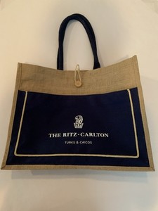 【即日発送】RITZ-CARLTON モルディブ カゴバッグ＆帽子2個 即日発送】RITZ-CARLTON モルディブ カゴバッグ＆帽子2個 即日