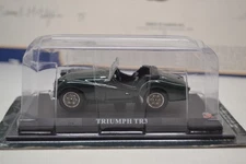 DELPRADO ULTIMATE CAR COLLECTION - TRIUMPH TR3 - GREEN  - 1/43 SCALE MODEL CAR