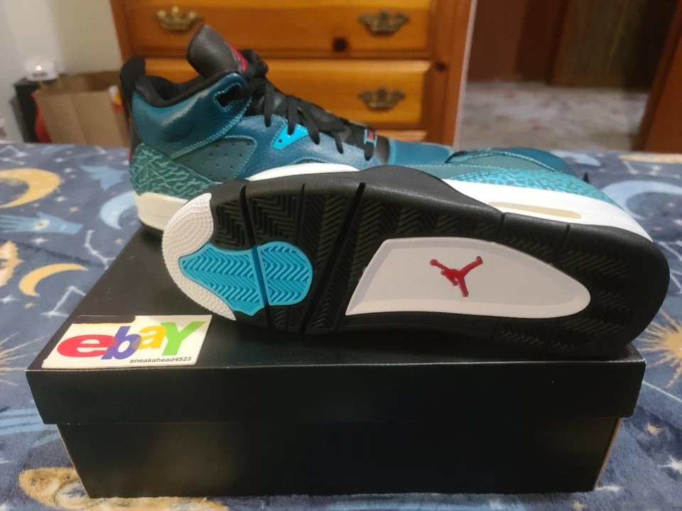 Jordan Son of Mars Low 2013 Dark Sea/Gimnasio Rojo-Negro-Blanco 580603 303 Nuevo con etiquetas Foto 2 de 4