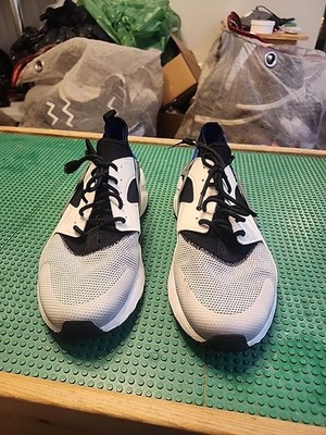 Size 10 - Nike Air Huarache Run Ultra White