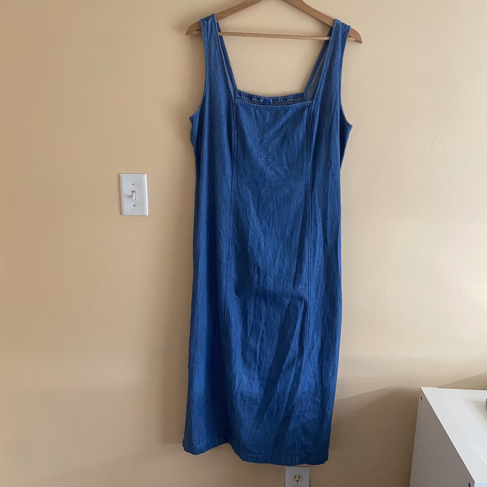 Picture 2 of 14