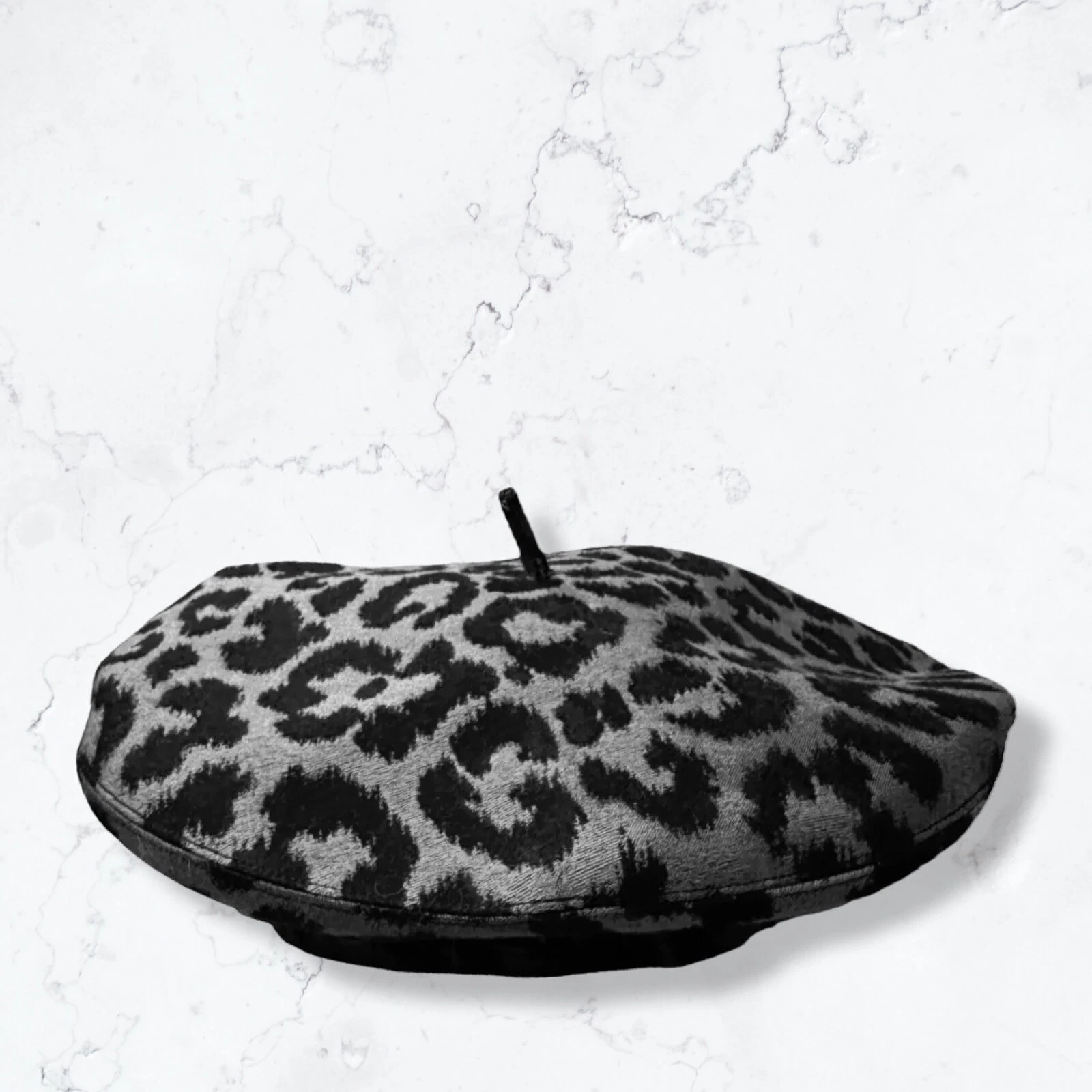 Béret léopard Dior 