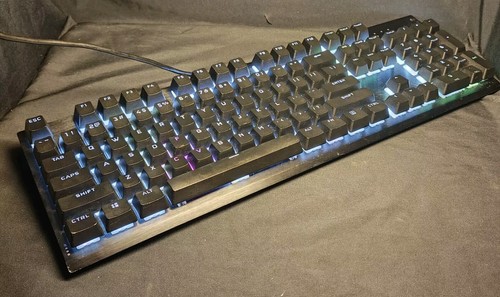 CORSAIR K60 RGB PRO SE Cherry Switches Wired Mechanical Gaming Keyboard - Picture 11 of 15