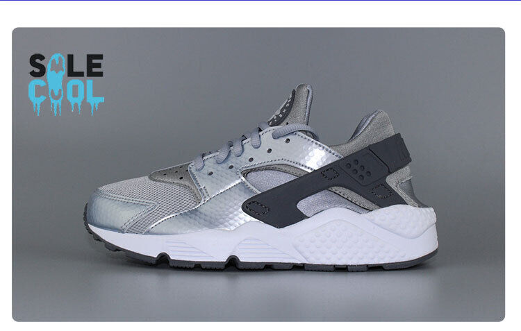 Nike Air Huarache Run Wolf Grey / Dark Grey Women's Shoes Nike Air Huarache Run Wolf Grey / Dark Grey Women's Shoes