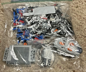 lego technic 4x4 crawler 9398 Lot / Parts