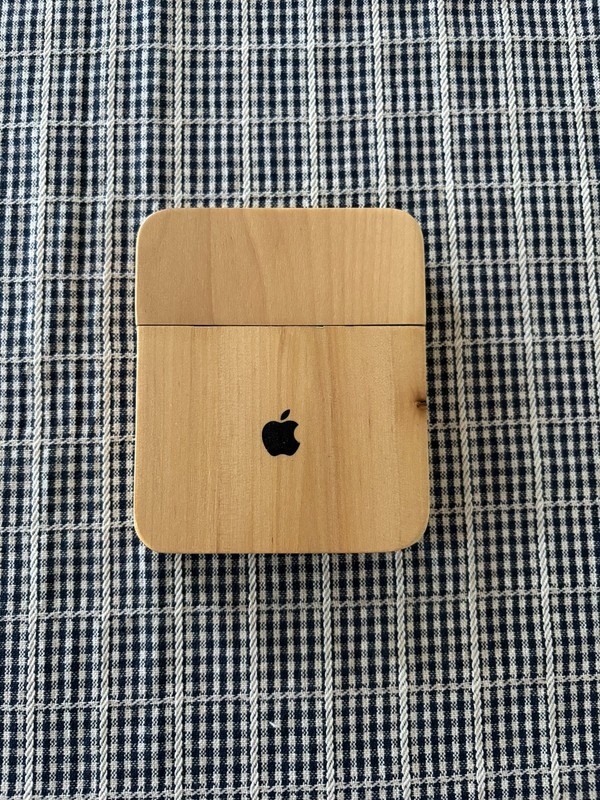 RARE Apple Colored Pencil Box Set Infinite Loop - Exclusive Wood Giftbox