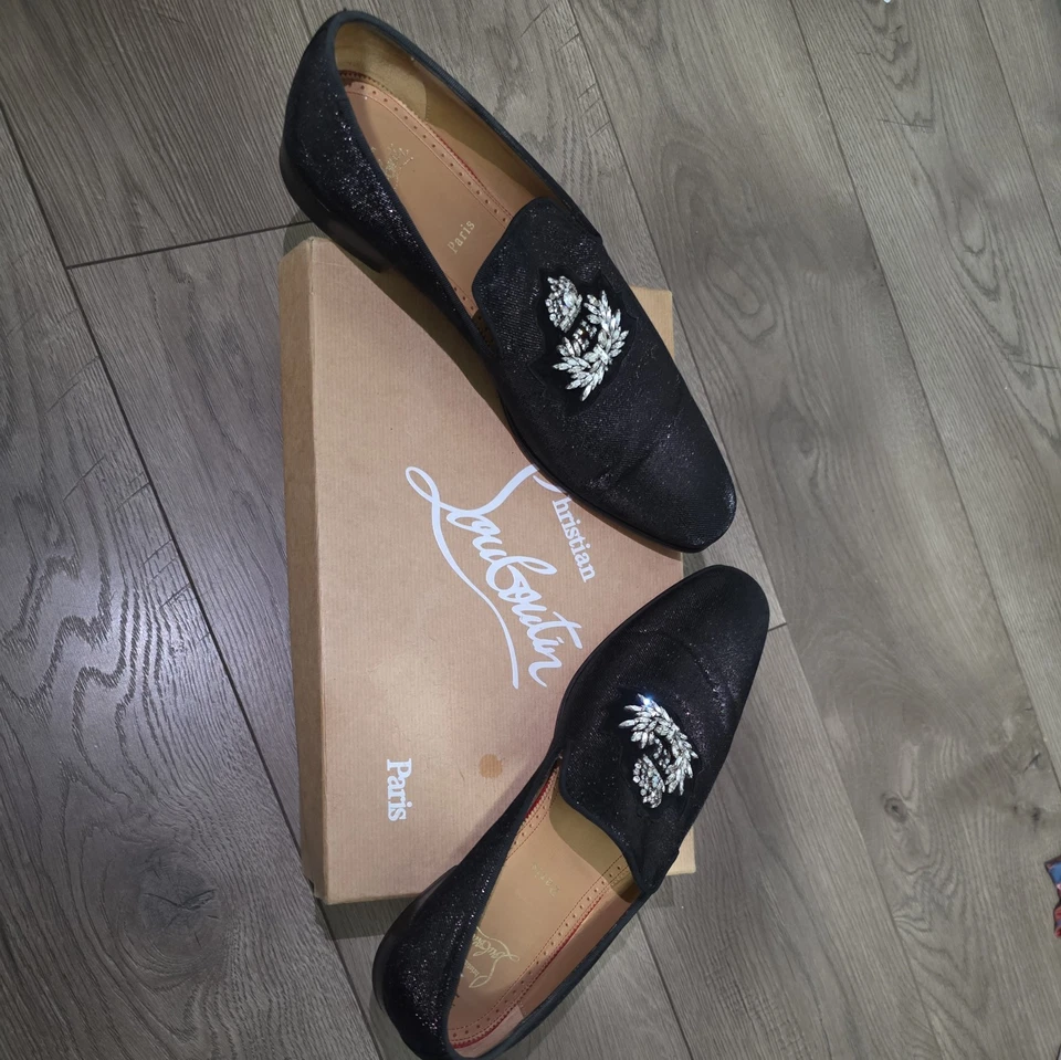 Zapatos de vestir Christian Louboutin brillantes para hombre Foto 3 de 4