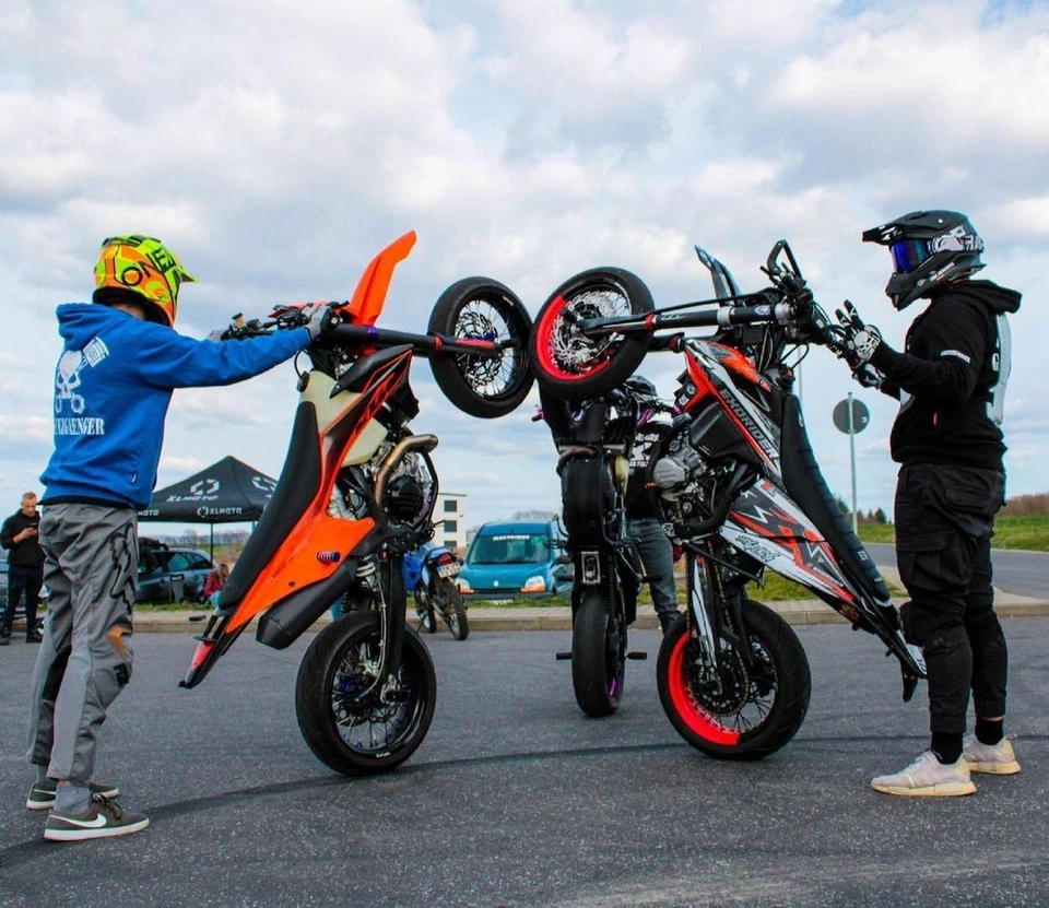 Soporte de freno de mano izquierda pinza extra soporte KTM DUKE 390 125 200 250 RC acrobacias Foto 3 de 4