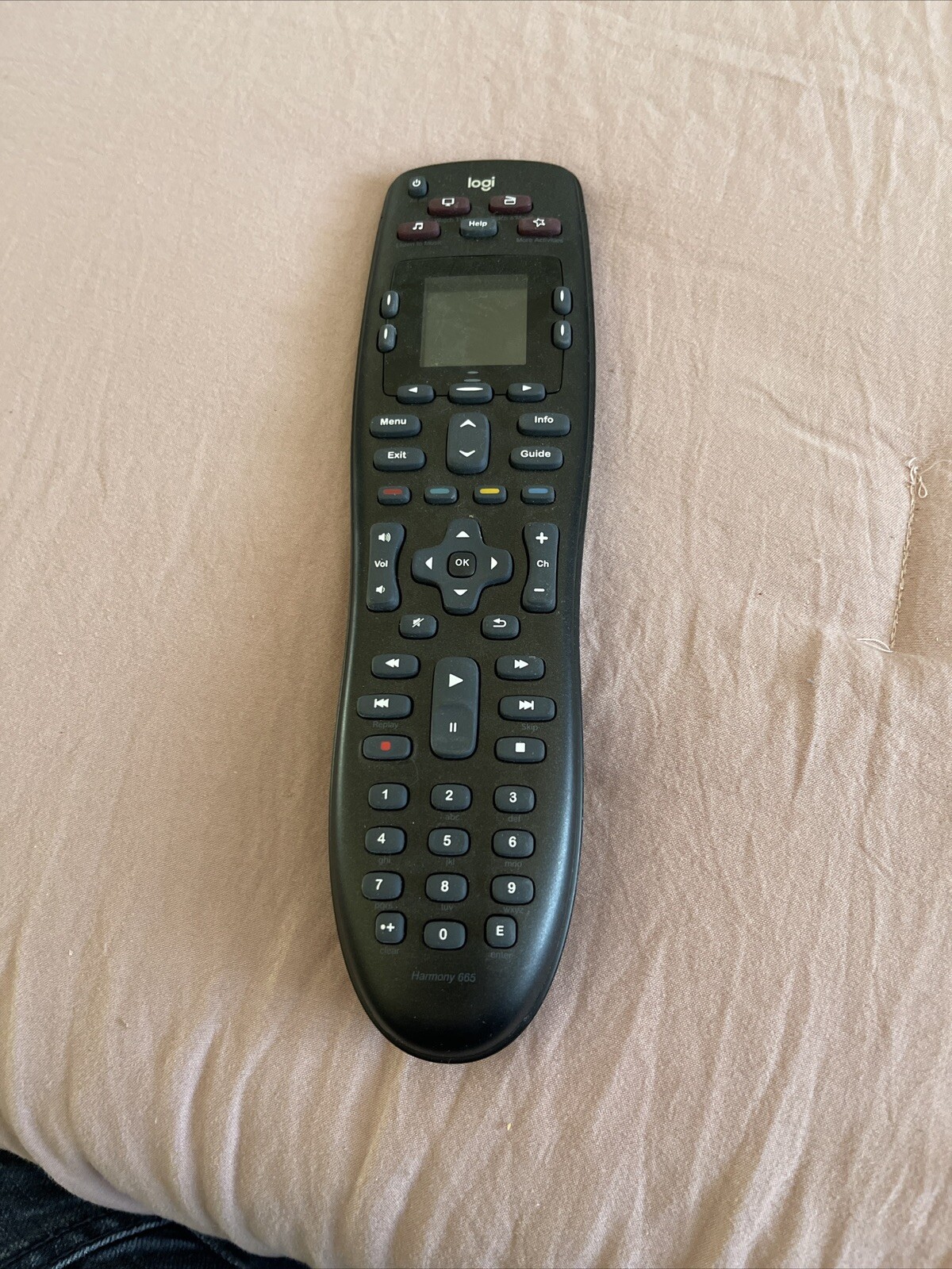 Logitech Logi Harmony 665 Universal Remote Control Screen - See ...