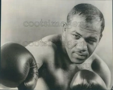1966 Press Photo Heavyweight Boxer Amos Johnson