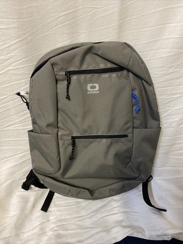 OGIO Shadow Core Flux 220 Backpack 