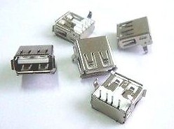 6 Pezzi Connettore Femmina tipo USB-A socket piegato 90 gradi - Foto 1 di 1